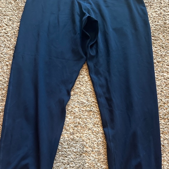 Lululemon Athletica Navy Blue Align  Joggers- like New - Picture 6 of 9